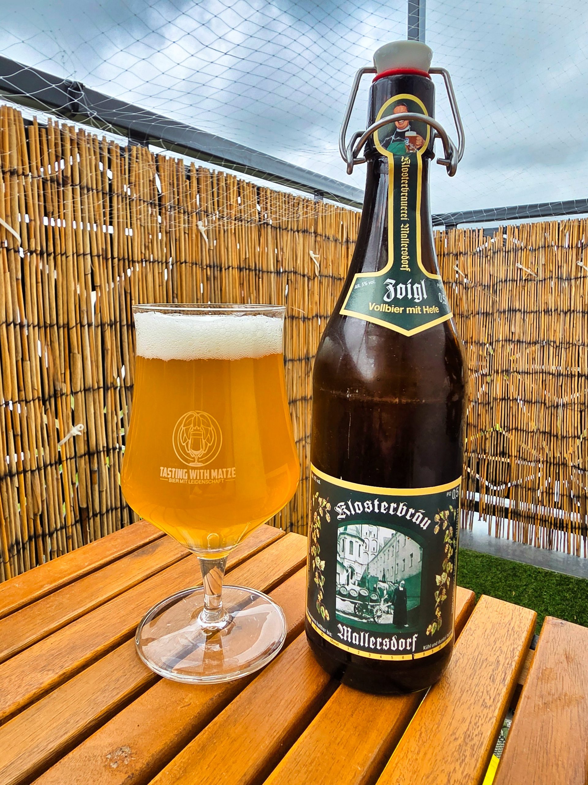 Klosterbräu Mallersdorf Zoigl im Biersommelier Test – Eingeschenkt im Glas